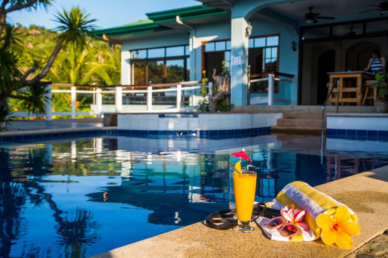 Edgewater Dive & Spa Resort Puerto Galera Extérieur photo